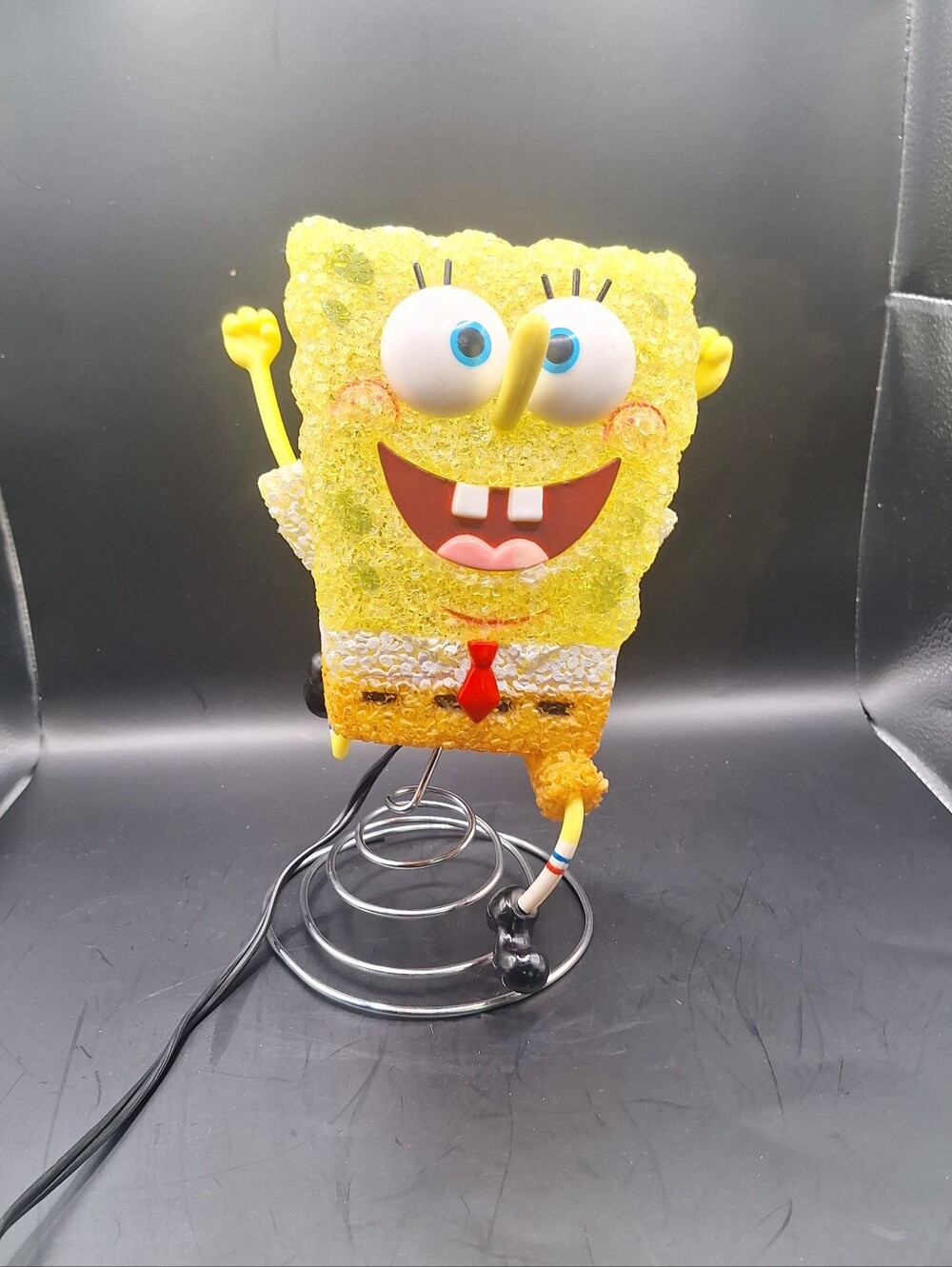 Spongebob Squarepants Running Novelty Desk Lamp is a cheerful and vintage Nickel